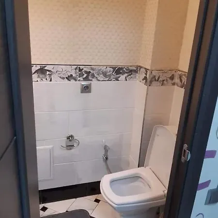 студія подобово 1 Apartamento *