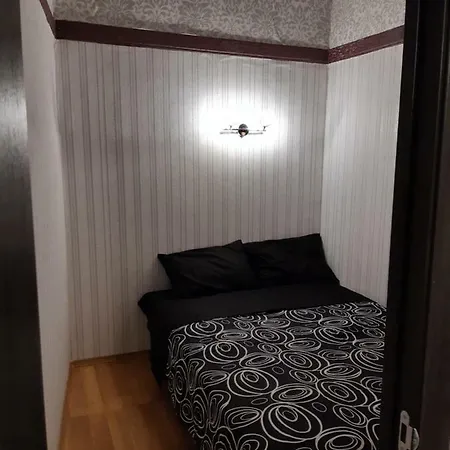 Apartment студія подобово 1 *